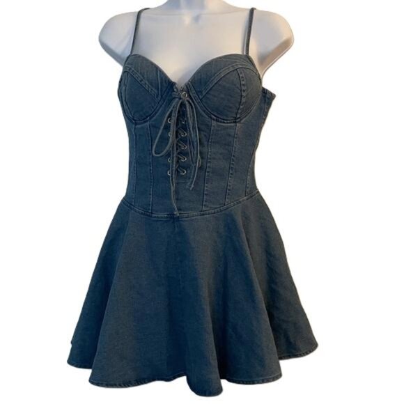 Haute Monde Light Blue Mini Halter Top Lace Up Opening Denim Dress, Small - Picture 1 of 4